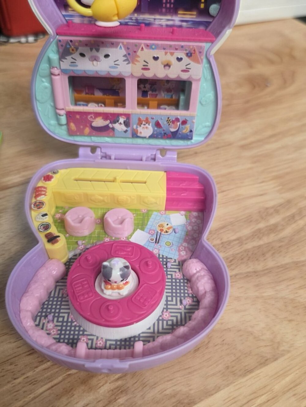 Mattel POLLY POCKET Purple Cat Sushi Shop Japanese Themed Mini Doll & Car Toys - Picture 5 of 8
